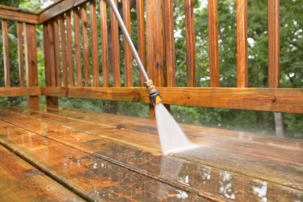 Why Choose Our Certified Pressure Washing Experts for Your Project Needs in Algonac, MI?